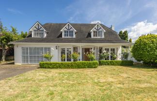 2 Tirimoana Place, Otamatea