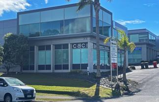 NEWLY REFURBISHED APOLLO DRIVE
