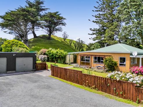 5610 South Road, Rahotu