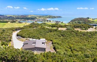 116 Stratford Drive, Cable Bay