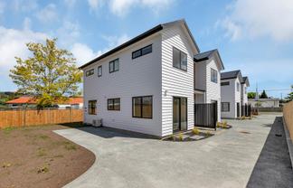 1B Simons Street, Kensington