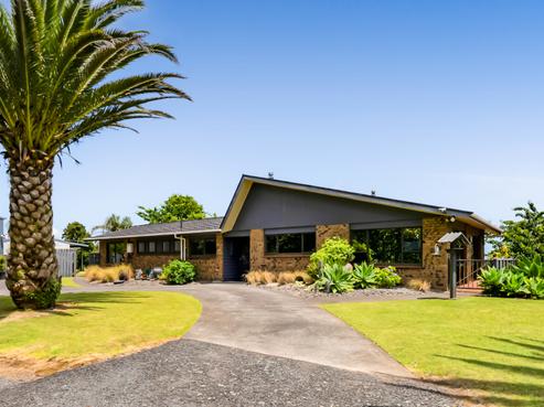2 Waireka Road East, Omata