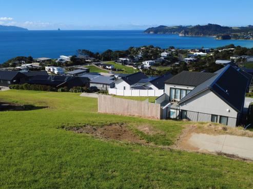 8 Aquarius Lane, Langs Beach