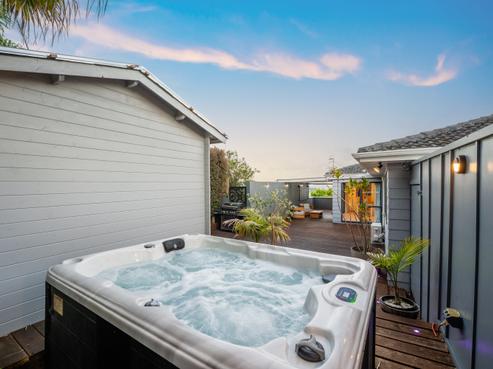 8 Simkin Avenue, Saint Johns