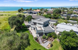 19 F Lowry Road, Kaiaua