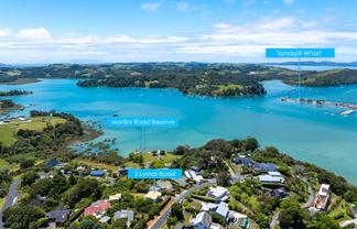 3 Lysnar Road, Matakana