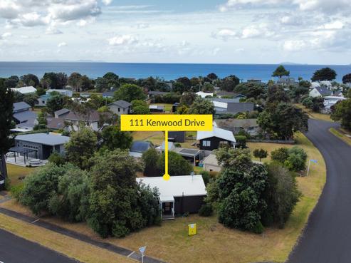 111 Kenwood Drive, Matarangi