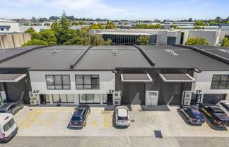 Tenanted industrial warehouse offered for sale