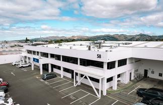 Expansive City Fringe Office with Parking