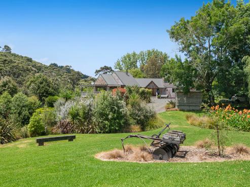 275 Inland Road, Helensville