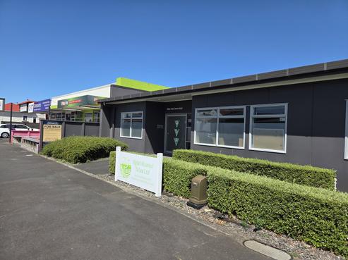 61 Victoria Street, Hawera