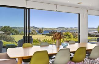 10 Kurapoto Lane, Rainbow Point