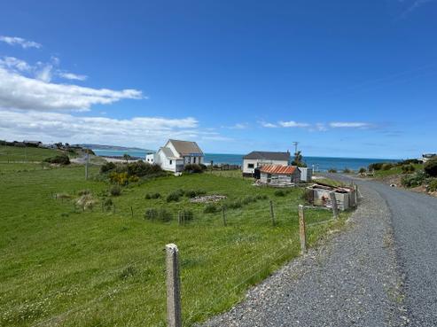 4 Wood Street, Kaka Point