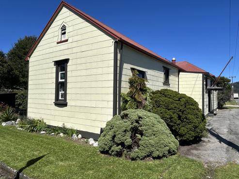 69 Shiel Street, Reefton