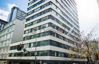 High Exposure Retail Gem on High Street 