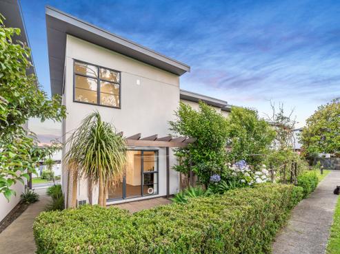 38/42 Holly Street, Avondale