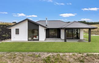 150 La Mer View, Redwood Valley