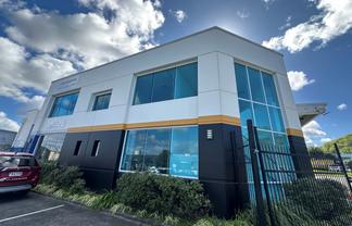 Functional and Refurbished Mt Wellington Office