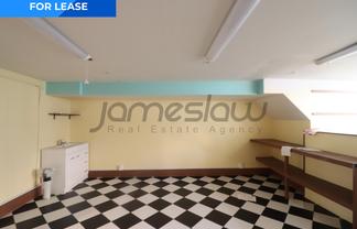 36m2 Queen St Retail + extra storage 3 months FREE