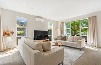6 Tuatini Place, Long Bay