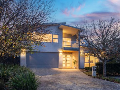6 Tuatini Place, Long Bay