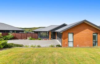 13 Porokaiwhiri Avenue, Helensville