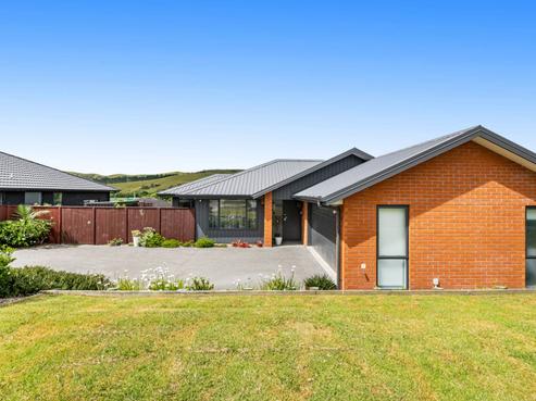 13 Porokaiwhiri Avenue, Helensville