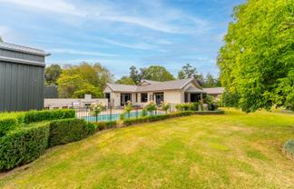 768 Seadown Road, Seadown