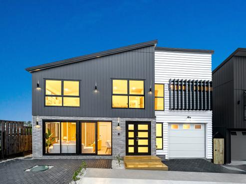 7D Sirius Place, Botany Downs