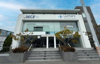 Prominent Victoria Street Showroom