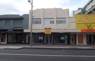 Central High Street - Quality Retail shop