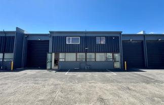 CBRE | Versatile Warehouse in Secure Complex