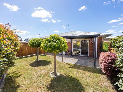 50 Catalina Drive, Melville