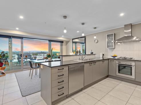 1501/72 Devonport Road, Tauranga Central