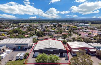 Gate way to the north - 1,421sqm in Belfast