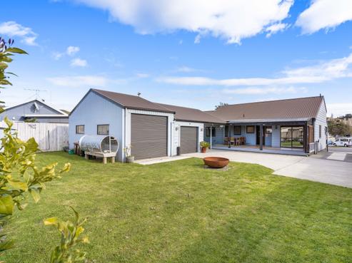 204 Martyn Road, Whangamata