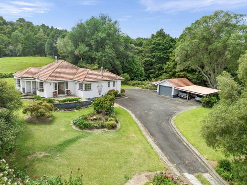 6760 State Highway 1, Pakaraka