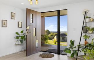 5 Grandview Lane, Acacia Bay