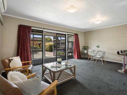 6B Washington Square, Paeroa