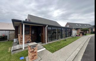 4/9 Fuller Close, Levin