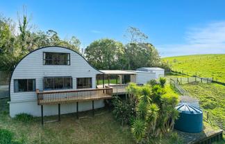 307 Whananaki North Road, Hikurangi