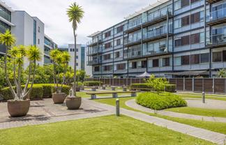 221/125 Customs Street, Auckland Central
