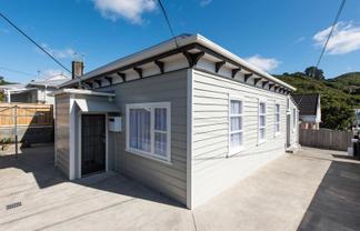 296 Karori Road, Karori