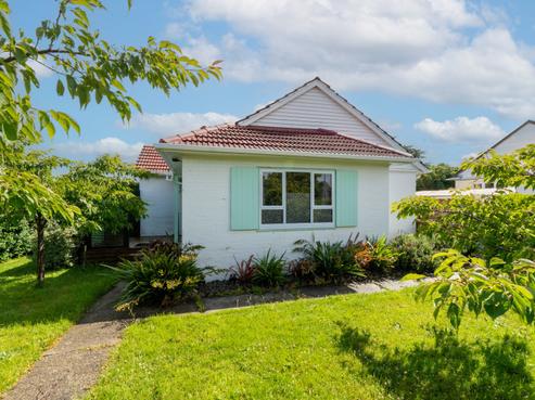 378 Tweed Street, Georgetown