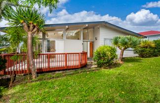 35 Triangle Road, Massey