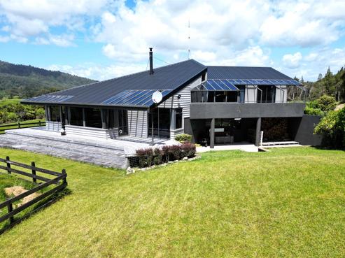 869C Seven Mile Road, Rapahoe