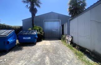 200sqm Ahuriri warehouse for lease
