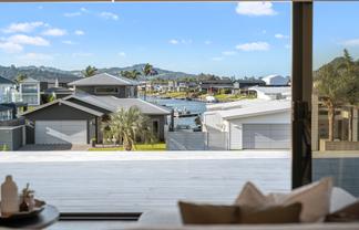 6 Ian Hopper Way, Pauanui