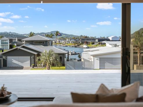 6 Ian Hopper Way, Pauanui