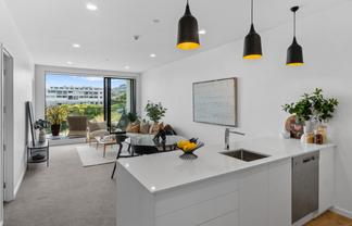 215/19 Rawene Road, Birkenhead